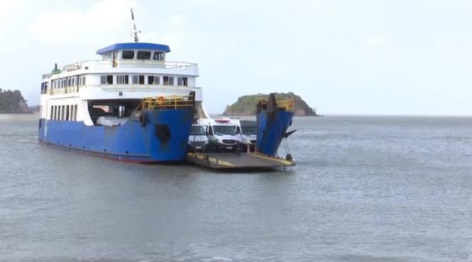 Piorou: mais um ferry retirado de circulação.