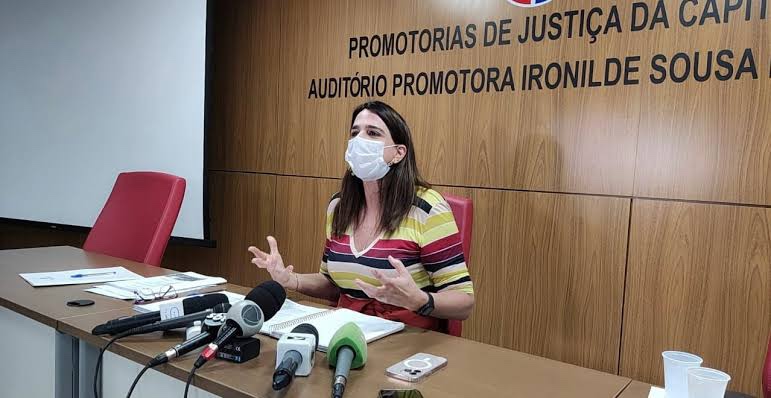 Perseguida dentro do MP, Litia Cavalcante foi exonerada e esvaziada no MP