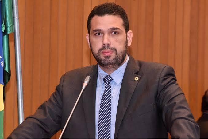 Deputado maranhense gastou em campanha mais que o dobro do que receberá em 4 anos de mandato