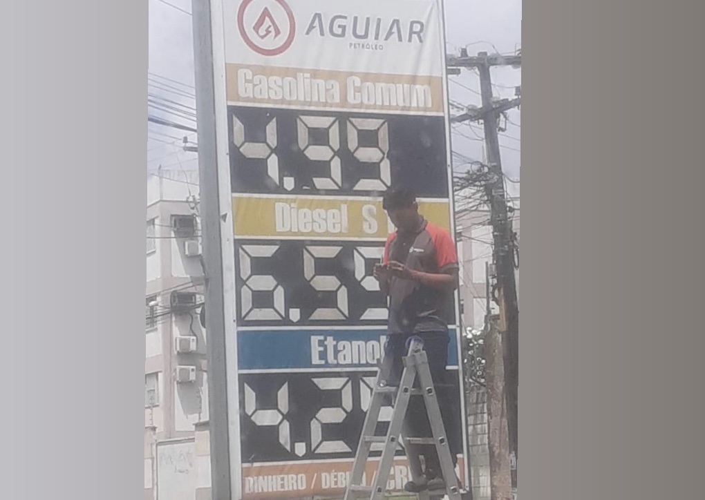 Gasolina já chega a R$ 4,99 em São Luís