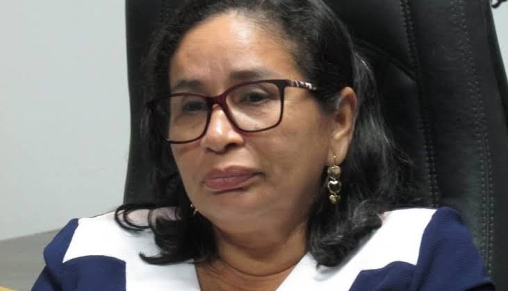 Após demissão em massa, Paula da Pindoba emprega familiares na Prefeitura de Paço