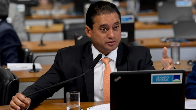 Senador maranhense  comanda debate sobre PEC que inclui procuradores municipais na advocacia pública